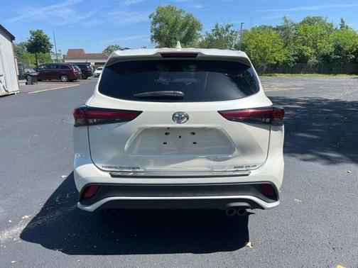 2021 Toyota Highlander XSE