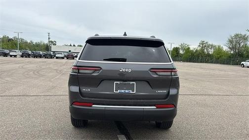 2025 Jeep Grand Cherokee L Laredo