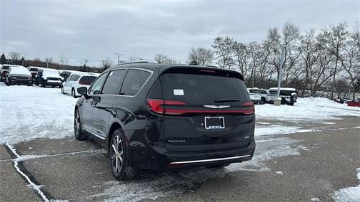 2026 Chrysler Pacifica Pinnacle
