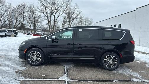 2026 Chrysler Pacifica Pinnacle