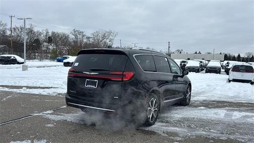 2026 Chrysler Pacifica Pinnacle