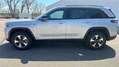 2025 Jeep Grand Cherokee 4xe Base