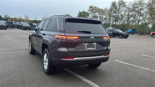 2025 Jeep Grand Cherokee Laredo X