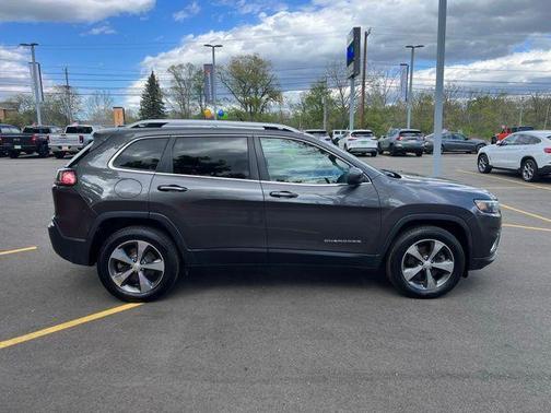 Granite Crystal Clearcoat Metallic 2020 Jeep Cherokee Limited