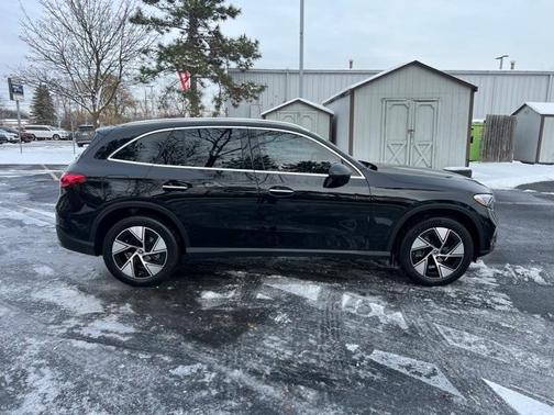 2024 Mercedes-Benz GLC 300 Base