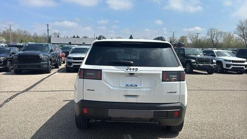 Bright White Clearcoat 2026 Jeep Cherokee LAREDO/LIMITED
