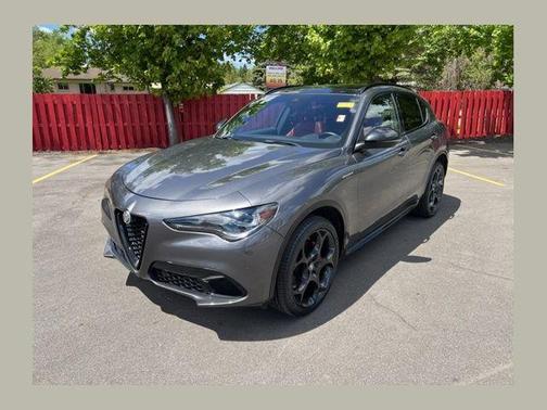 Vesuvio Gray Metallic 2024 Alfa Romeo Stelvio Veloce