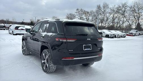 Diamond Black 2026 Jeep Grand Cherokee Limited