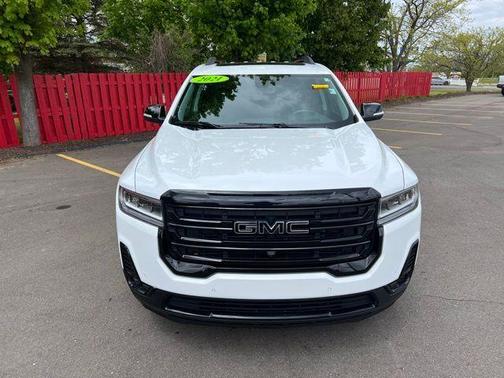 Summit White 2021 GMC Acadia SLT
