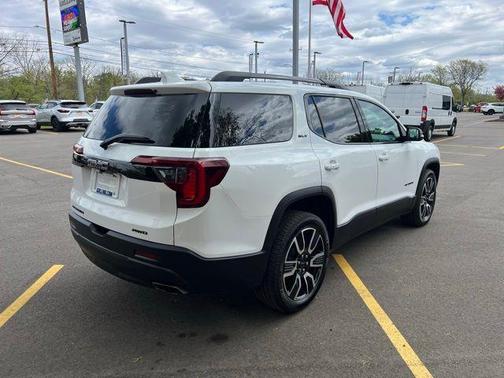 Summit White 2021 GMC Acadia SLT