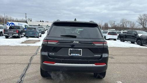 Diamond Black 2026 Jeep Grand Cherokee Limited