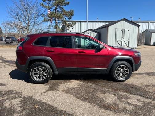 2020 Jeep Cherokee Trailhawk