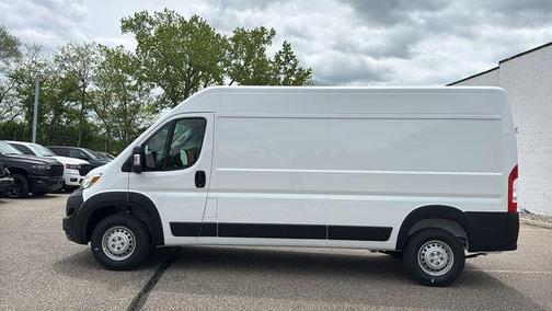 Bright White Clearcoat 2026 RAM ProMaster 2500 High Roof