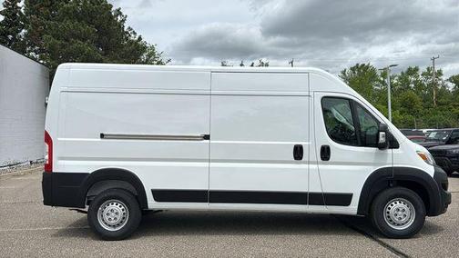 Bright White Clearcoat 2026 RAM ProMaster 2500 High Roof