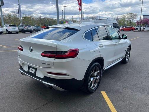 Mineral White Metallic 2021 BMW X4 xDrive30i