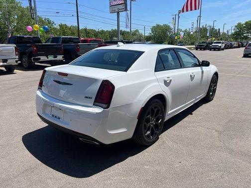 Bright White Clearcoat 2023 Chrysler 300 Touring L