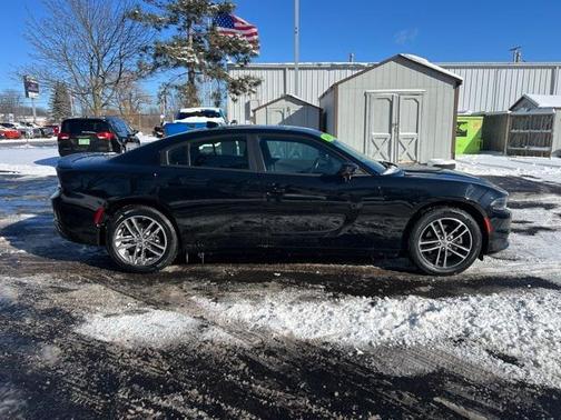 2019 Dodge Charger SXT