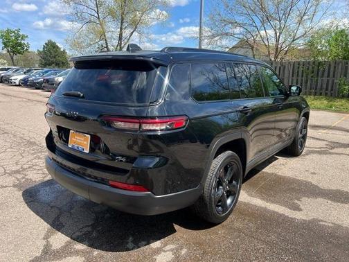 2024 Jeep Grand Cherokee L Laredo