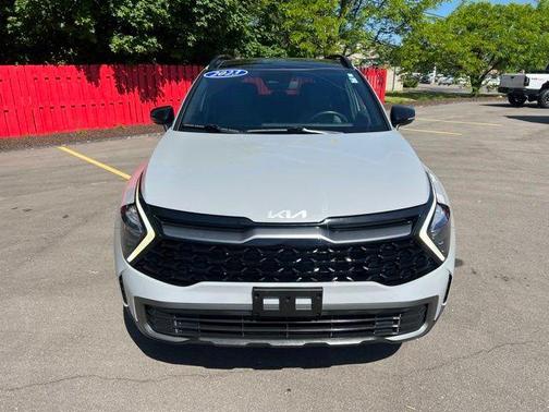 Wolf Gray 2023 Kia Sportage X-Line