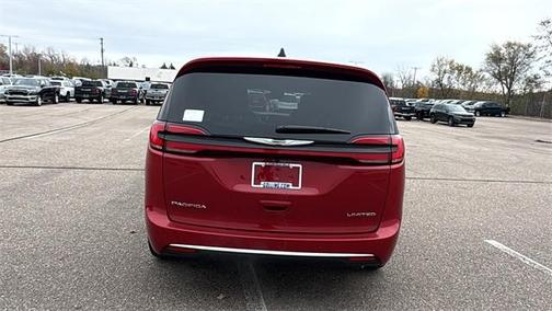 2026 Chrysler Pacifica Limited
