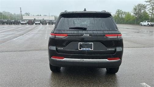 2025 Jeep Grand Cherokee Laredo X