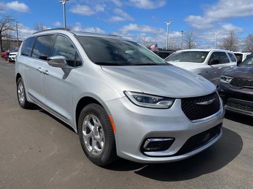 2022 Chrysler Pacifica Limited