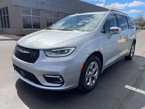 2022 Chrysler Pacifica Limited