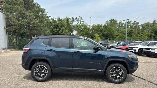 Fathom Blue Pearlcoat 2026 Jeep Compass Trailhawk