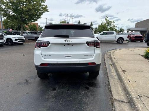 Bright White Clearcoat 2025 Jeep Compass Limited