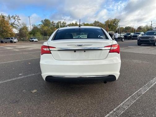 2012 Chrysler 200 Limited