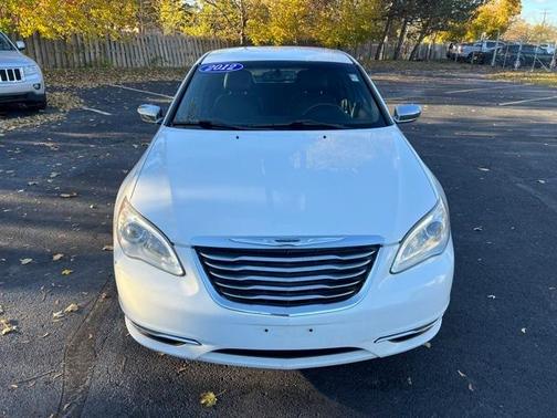 2012 Chrysler 200 Limited