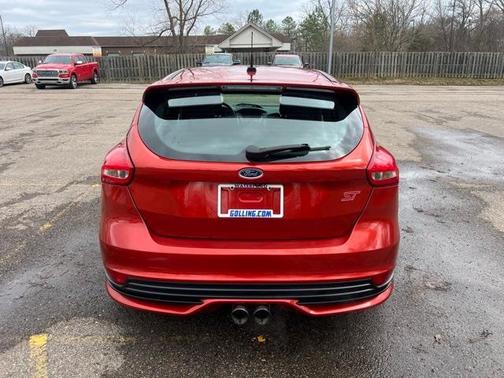 2018 Ford Focus ST Base
