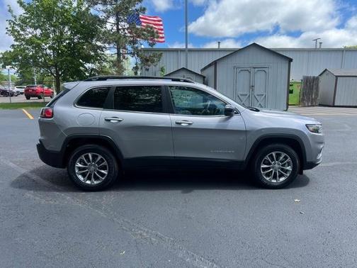 2022 Jeep Cherokee Latitude Lux