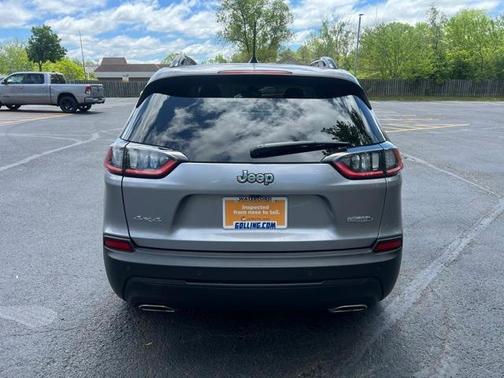 2022 Jeep Cherokee Latitude Lux