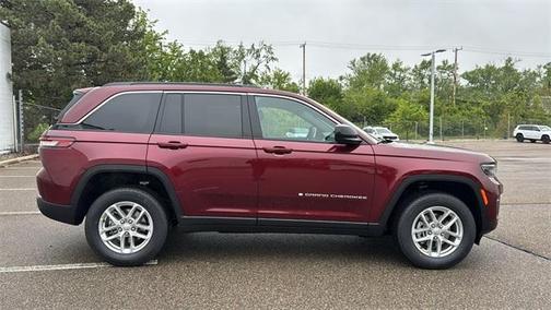 2025 Jeep Grand Cherokee Laredo X