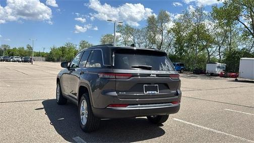 2025 Jeep Grand Cherokee Laredo X