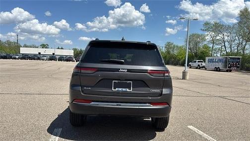 2025 Jeep Grand Cherokee Laredo X