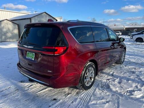 2021 Chrysler Pacifica Touring-L