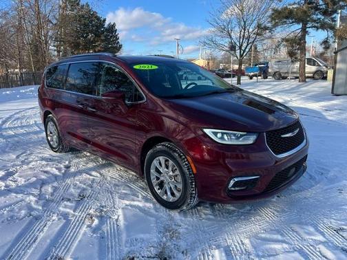 2021 Chrysler Pacifica Touring-L