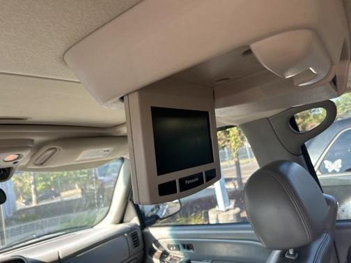 2005 GMC Yukon XL 1500 Denali