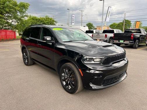 DB Black Crystal Clearcoat 2024 Dodge Durango GT
