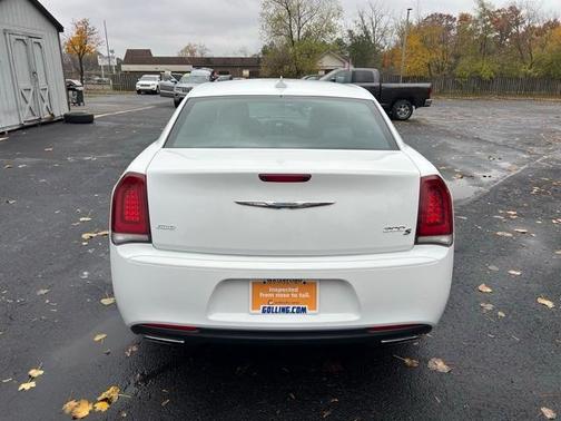 2015 Chrysler 300 S