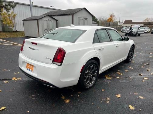 2015 Chrysler 300 S
