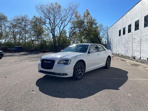 2015 Chrysler 300 S