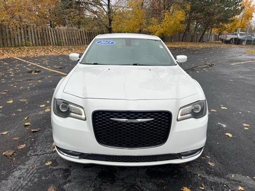 2015 Chrysler 300 S