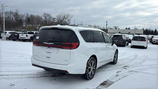 2026 Chrysler Pacifica Pinnacle