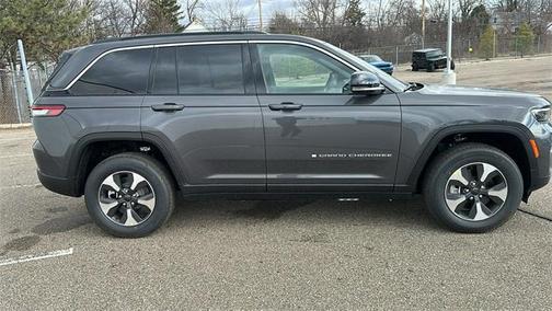 2025 Jeep Grand Cherokee 4xe Base