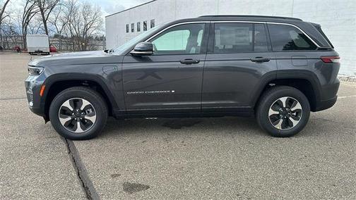 2025 Jeep Grand Cherokee 4xe Base