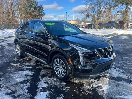 2022 Cadillac XT4 Premium Luxury