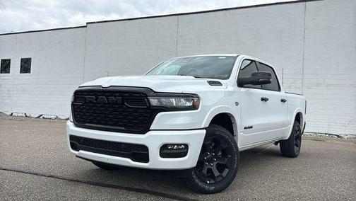 Bright White Clearcoat 2026 RAM 1500 Big Horn/Lone Star